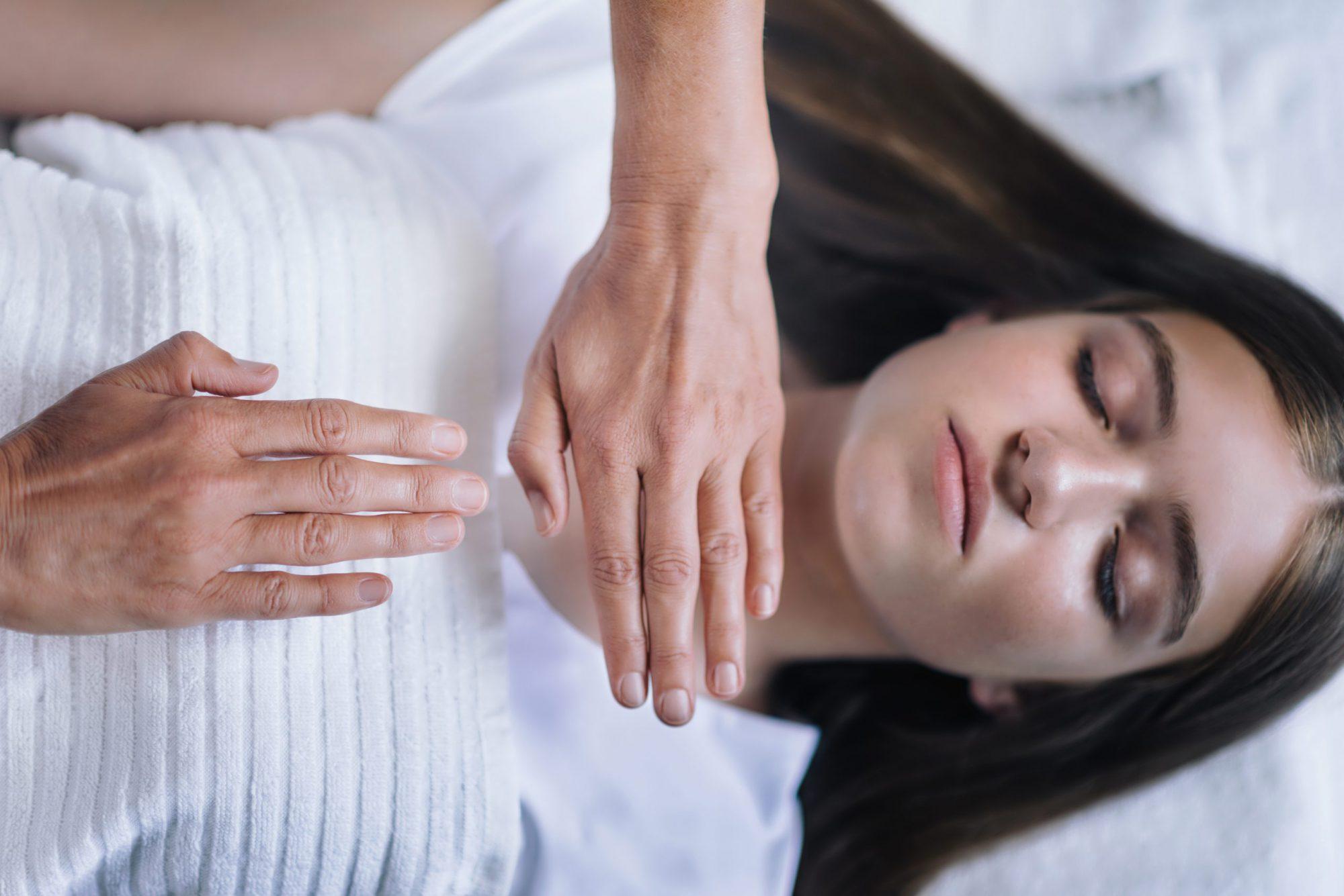 Reiki Healing Session With Teenage Girl Reiki Healing Session With Teenage Girl